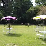 Bed & Breakfast Les Hotes Du Prieure Treize-Vents