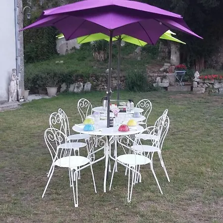 Les Hotes Du Prieure Frühstückspension Treize-Vents