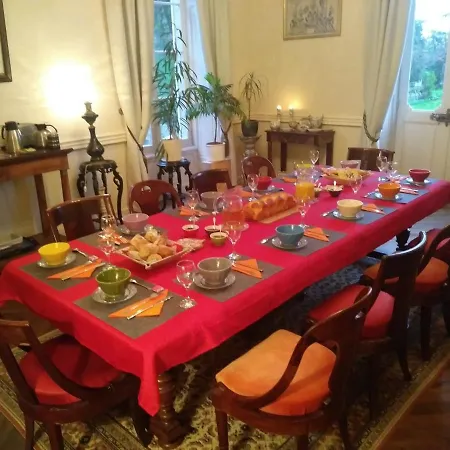 Bed & Breakfast Les Hotes Du Prieure Treize-Vents