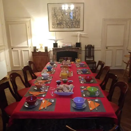 Les Hotes Du Prieure Frühstückspension 3*