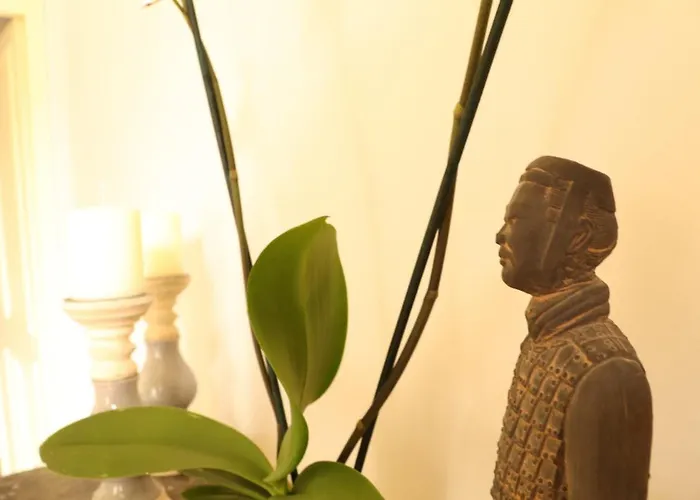 Les Hotes Du Prieure Bed & Breakfast Treize-Vents