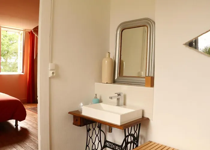 Les Hotes Du Prieure