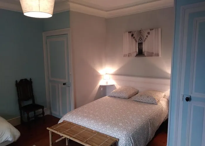 Les Hotes Du Prieure 3* Treize-Vents