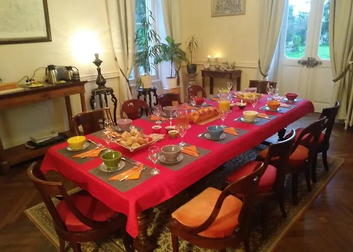 Bed & Breakfast Les Hotes Du Prieure Treize-Vents