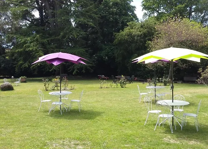 Bed & Breakfast Les Hotes Du Prieure Treize-Vents