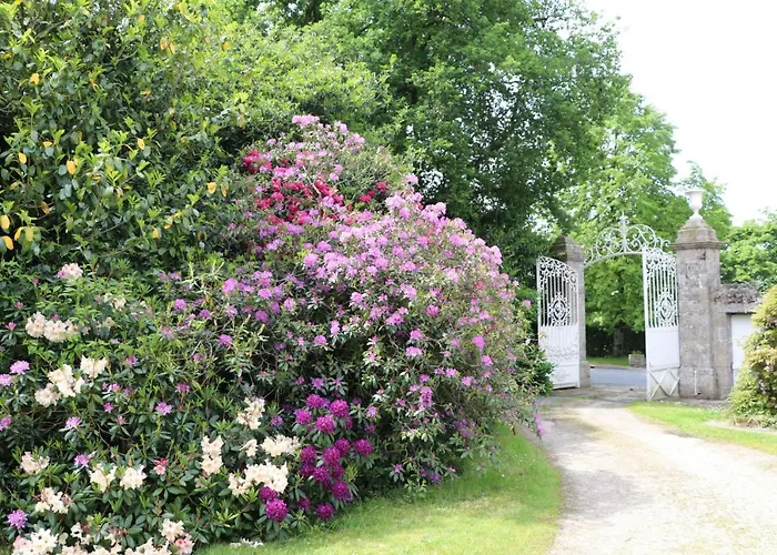 Bed & Breakfast Les Hotes Du Prieure Treize-Vents